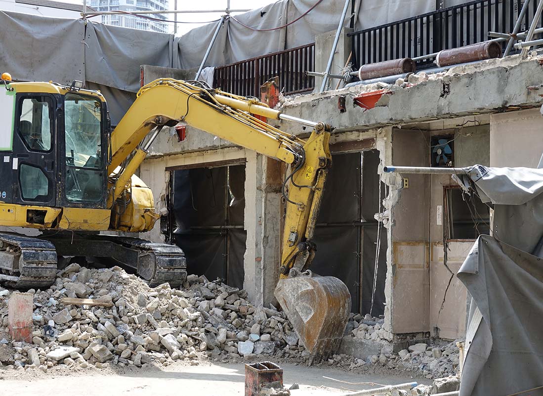 鉄骨建物解体工事の画像